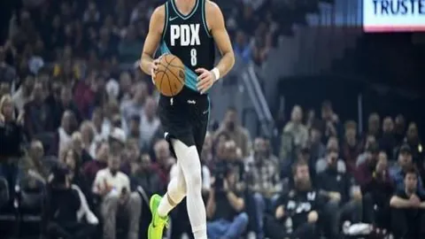 哈兰德精准助攻，麦卡蒂空中爆射破门